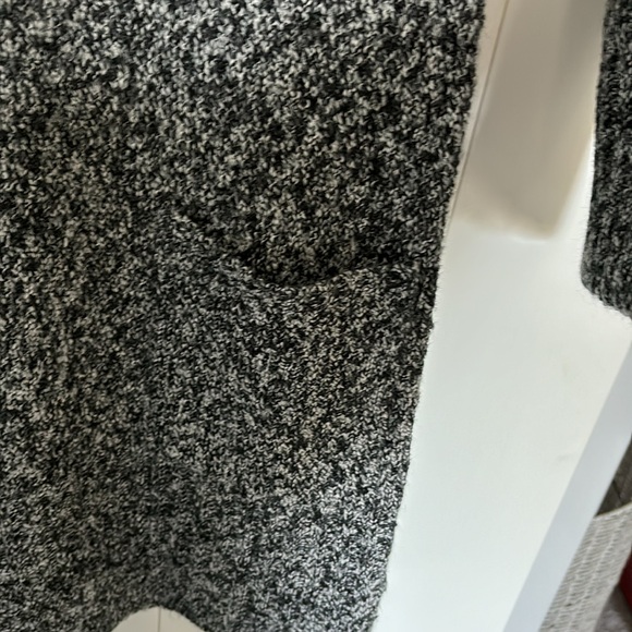 Cardigan sweater - Picture 3 of 3